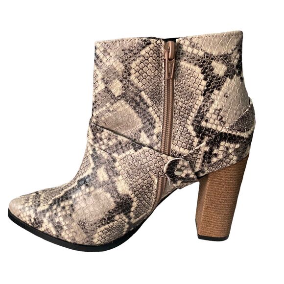 ANDREA 7 Ankle Booties Block Heel Western Python Snake Pointed Toe - Picture 12 of 12